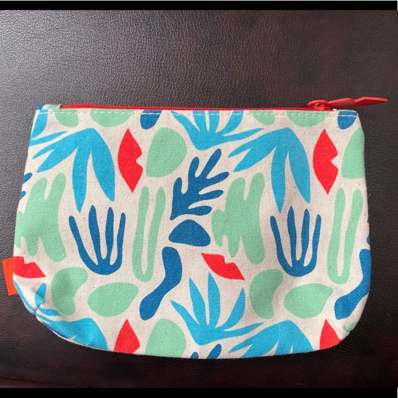 Ipsy Bag (JUST BAG) April 2021 - Picture 2 of 3